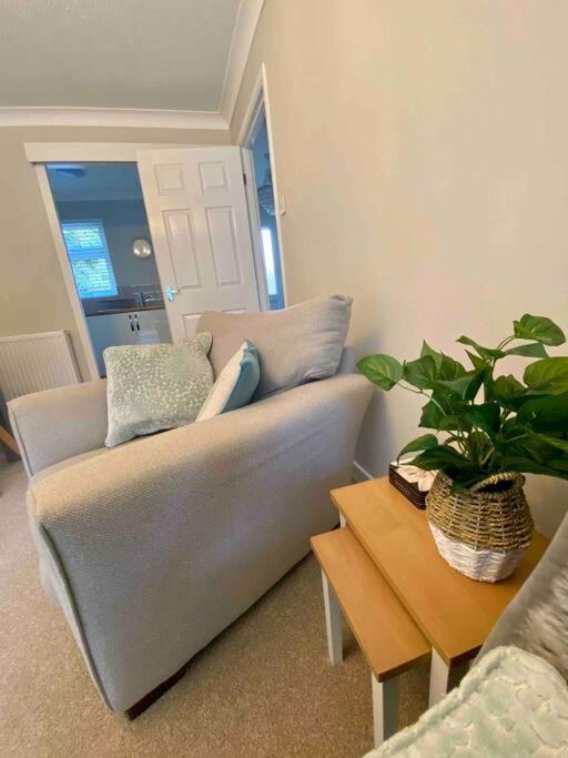 Cosy Near Open Countryside Holiday home Felixstowe